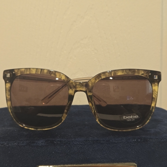 bebe Sunglasses Topaz main image 8